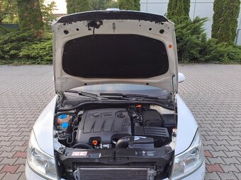 Škoda Octavia II Facelift 1.6 TDI DSG 7 automat 2011 - 9