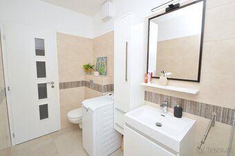 Predaj priestranný 2i byt s 7,15 m2 terasou, pivnica, Rajka - 9