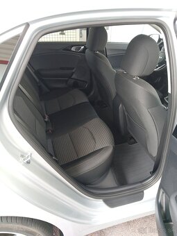Kia Ceed 1.5 T-GDi, 118 kW, Gold+, 2022 - 9