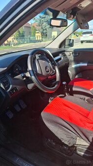 KIA SPORTAGE - 9