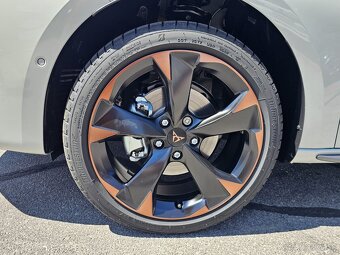 CUPRA LEON SPORTSTOURER 2024 TOP STAV - 9