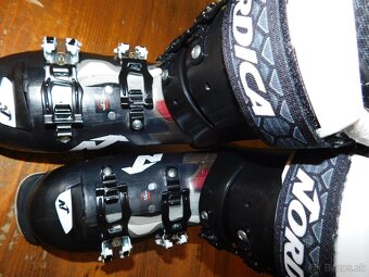 Nordica č-40+ - 9