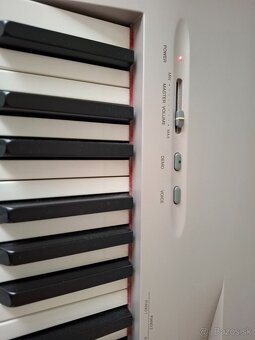 Elektrické klávesy Yamaha - 9