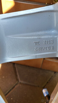 alu R18 5x112, orig. VW Group /Seat, VW, Škoda/ pneu 225/40 - 9