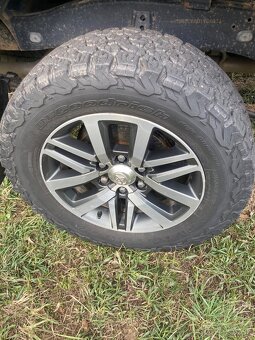 Toyota Hilux 2,4 D - 9