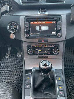 VW Passat Combi 2.0TDI 103kw - 9