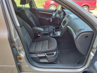 Škoda Octavia 1.6tdi 77kw - 9