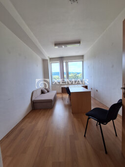 Administratívne priestory na prenájom Banská Bystrica - 9