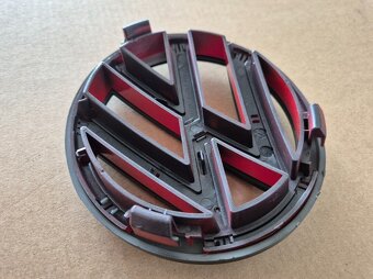 ZNAK LOGO EMBLEM DO MASKY pre VW GOLF POLO - 9