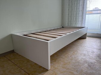 Predám jednolôžkovú posteľ 90x200cm BIELA PEVNA KVALITNA NEW - 9