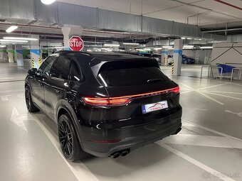 Porsche Cayenne 3.0 250Kw 4x4 A/T BLACK EDITION - 9