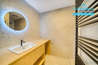 2 izbový byt po kompletke s výmerou 67m2, Sídlisko III. - 9