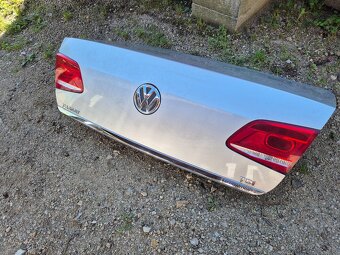 Predám zadný kufor pre Volkswagen Passat B7 sedan - 9
