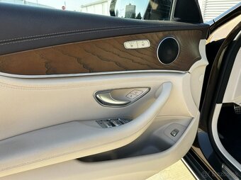 Mercedes-Benz E 220 d 4MATIC AllTerrain - 9