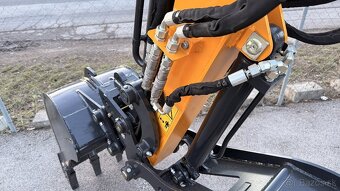 Minibager YUCHAI U35 Premium 3860 kg - 9