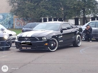 Ford mustang - 9