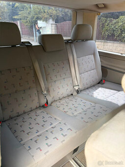 Volkswagen Multivan 2.5 TDI 96 kW – 7 míst - 9