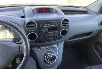 Peugeot Partner 1,6 diesel  rok 2017 - 9