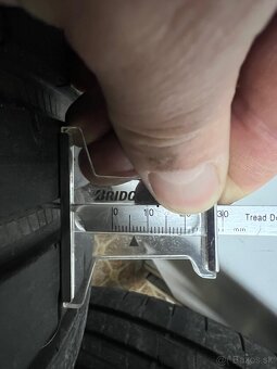 Škoda Superb 3 disky s pneumatikami  235/45 R18 - 9