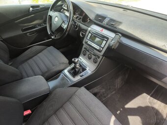 VOLKSWAGEN PASSAT VARIANT 2.0TDI - 9