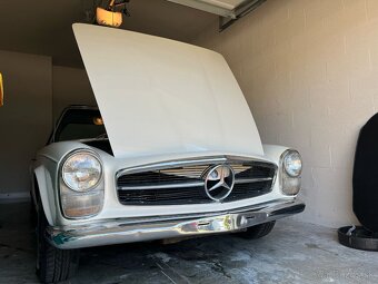 mercedes benz 230SL pagoda - 9