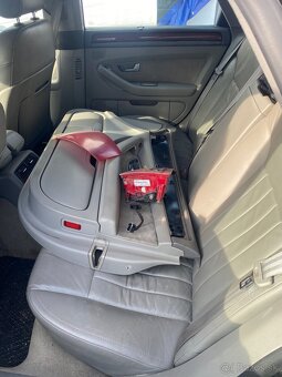Rozpredam Audi A8 D3-3.7 benzín/LPG - 9