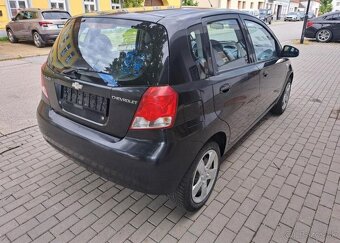 Chevrolet Kalos 1,2 i Sport benzín manuál 63 kw - 9