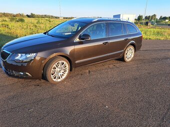 Škoda superb - 9