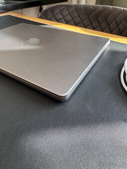 Apple MacBook Pro 14” 1M 16GB RAM, 512GB - 9