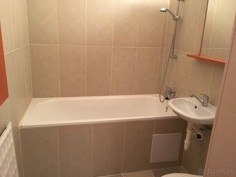 Prenajmem 1 izbový byt Oremburská - Banská Bystrica - 9