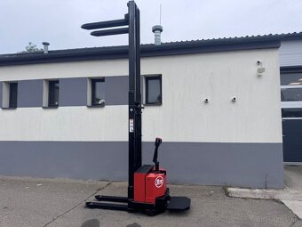 Vysokozdvižný vozík ručně vedený s plošinkou 1,2t - 9