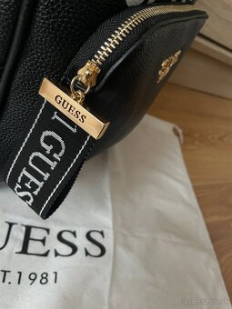 Guess Haidee ruksak - 9