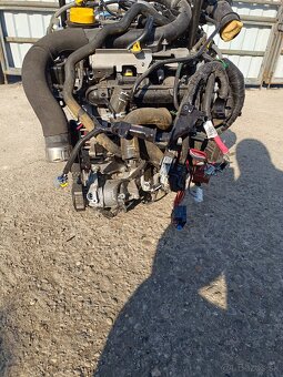 Jogger,Sandero,Loggy,Clio V,Captur II 1.0 TCe H4D - 9