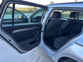 Rezervovaný Volkswagen Passat Variant 2.0 TDI Business DSG - 9