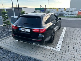 Mercedes-Benz E 220d W213 AMG Line - 9