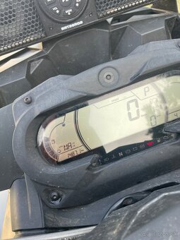CAN AM Xmr 1000 Outlander 2021 rok - 9