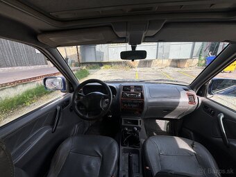 Nissan Terrano 2.7 TDi 4x4 92kw - 9