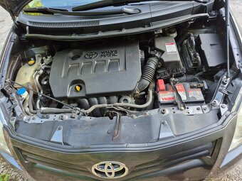 TOYOTA AURIS 1.6 97 kW Valvematic - 9
