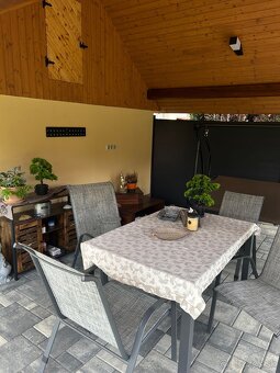 POKOJNÉ BÝVANIE V RODINNOM DOME V ŽIARI NAD HRONOM - 9