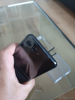 Vymenim krásnu a plne funkčnú Motorolo Razr 40 Ultra 8/266GB - 9