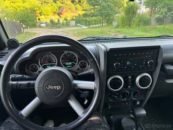 Jeep Wrangler JK Unlimited 2.8 CRD Sahara 4x4 - 9