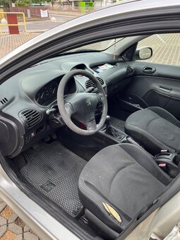 Peugeot 206 - 9