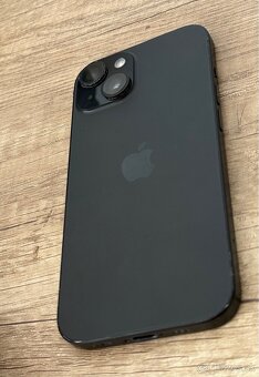 Predám iPhone 15 128GB Black – 96% batéria, top stav - 9