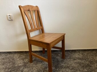 Rozkladací jedálenský stôl so stoličkami z masívu. - 9