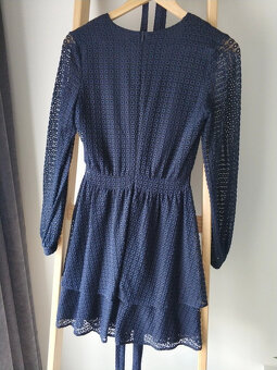 Sugarfree tmavomodré šaty XS - S, čipkované, s opaskom - 9