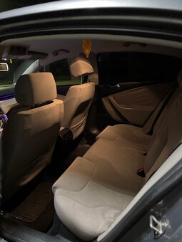 Predam auto Volkswagen Passat B6 - 9