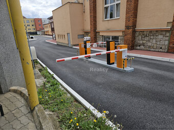 Na prenájom ambulancia pre lekára - 9