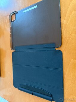 iPad 8. generácia 32GB WIFI (model A2270), gold - 9