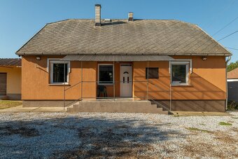 Zrekonštuovaný Rodinný dom v obci Méra - 9