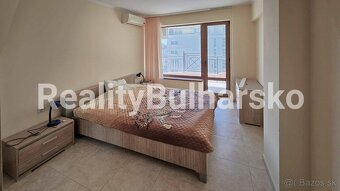 Prodej prostorného apartmánu 2+kk u pláže – Slunečné pobřeží - 9